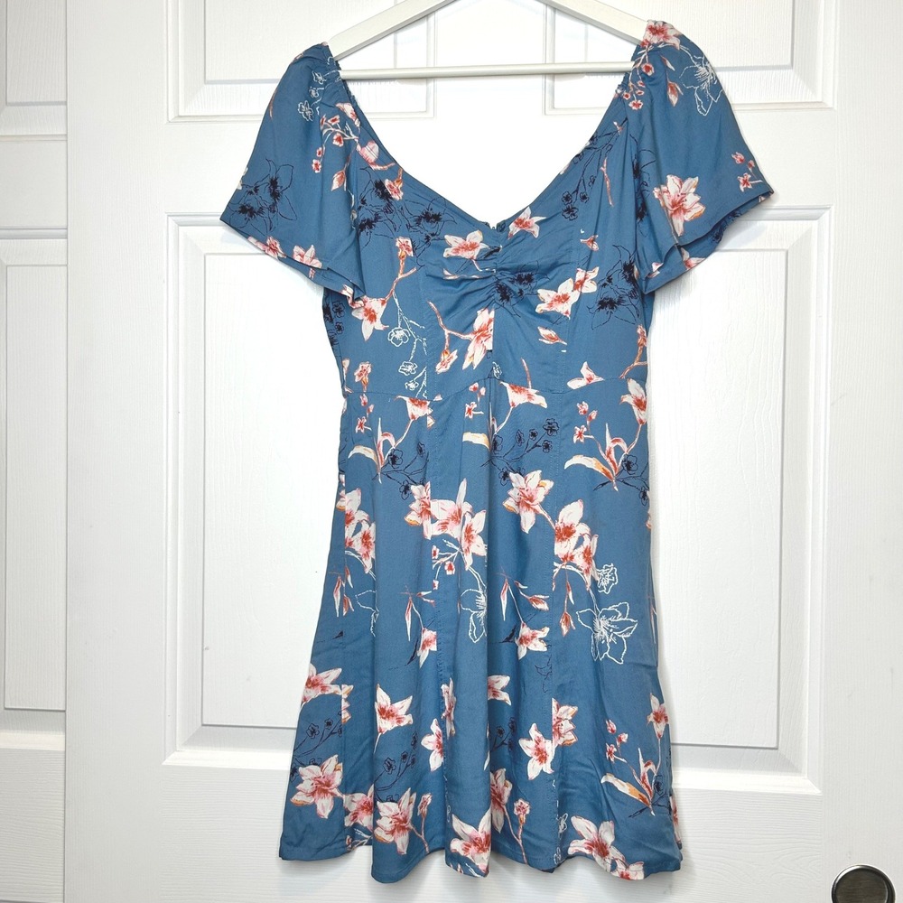 ROXY NWT Shoulder Shimmy Size M Blue Floral‎ Print Lightweigh Dress
